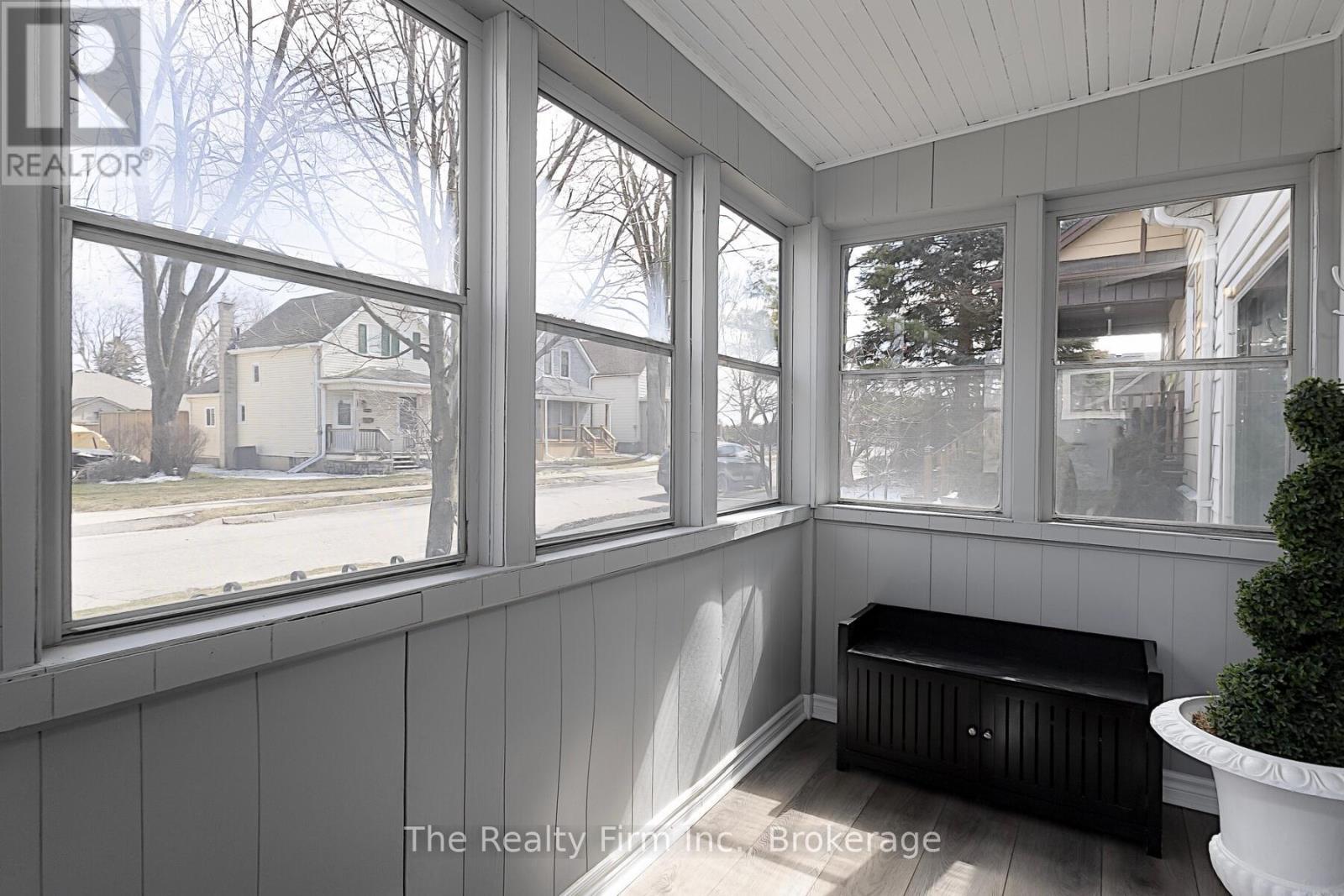 134 Well Street, Stratford, Ontario  N5A 4M1 - Photo 4 - X12980804