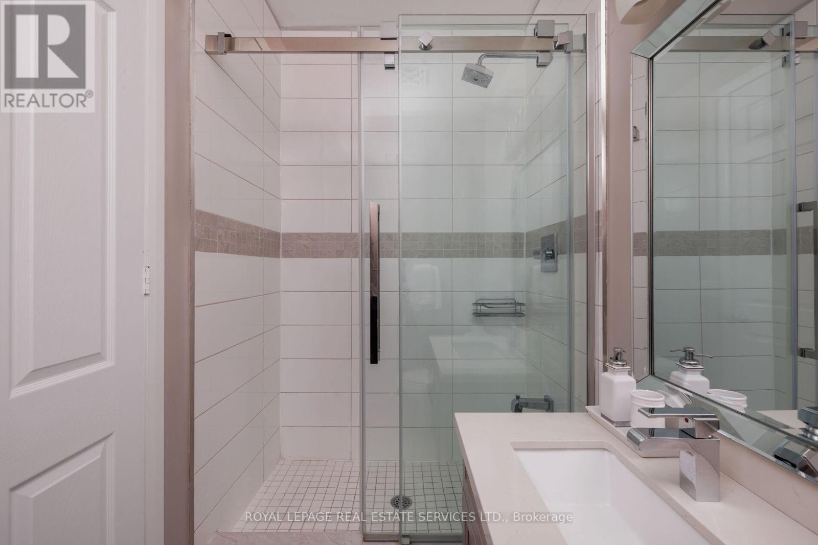 708 - 2470 Prince Michael Drive, Oakville, Ontario  L6H 0G9 - Photo 25 - W12984954