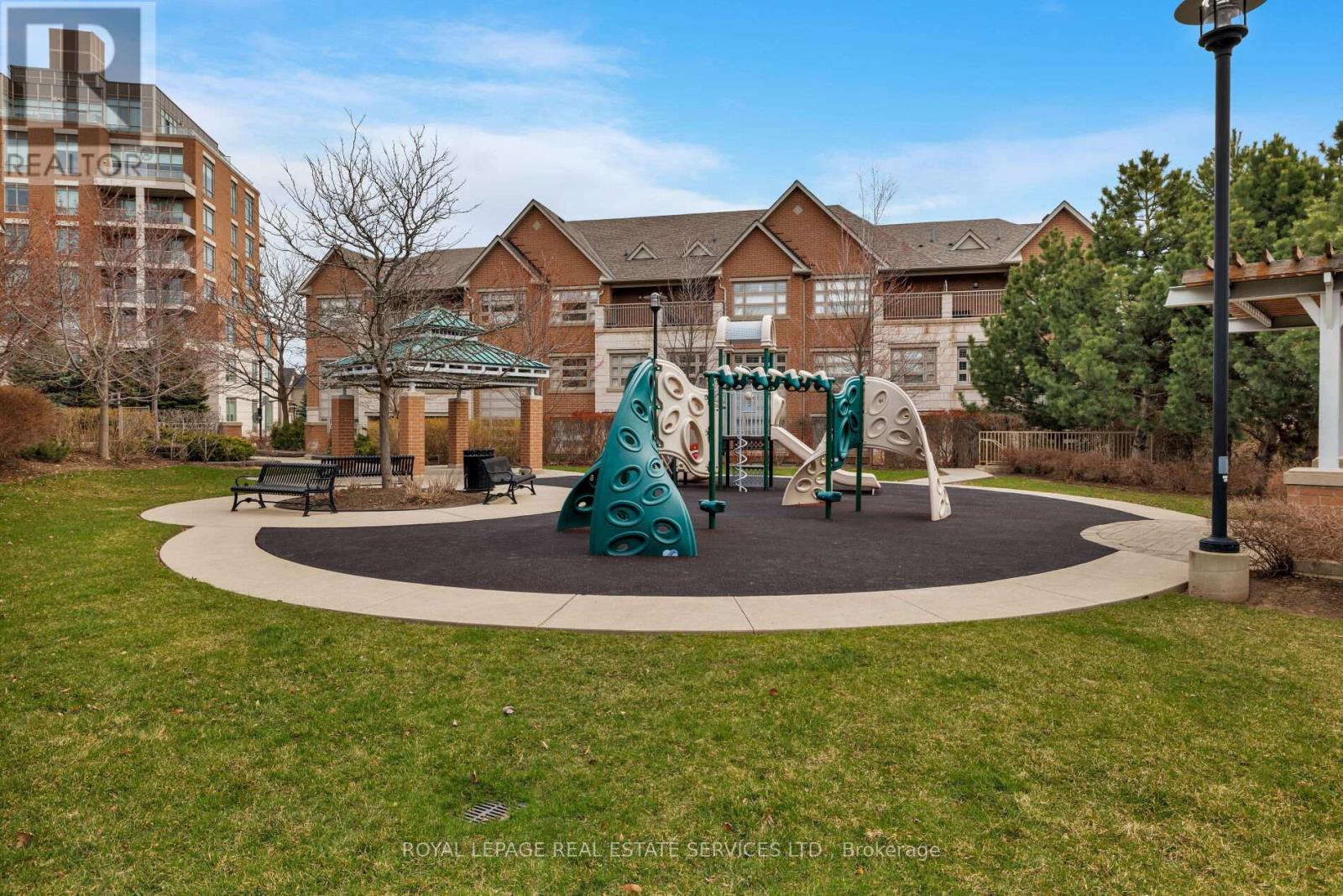 708 - 2470 Prince Michael Drive, Oakville, Ontario  L6H 0G9 - Photo 32 - W12984954