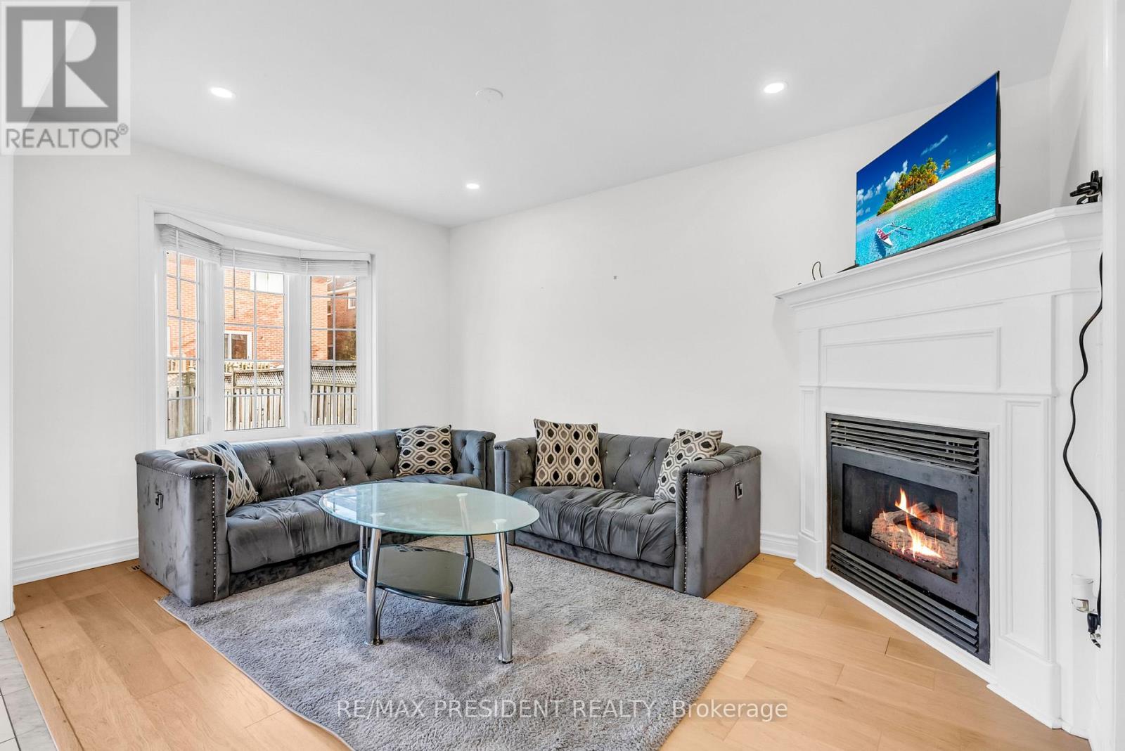 7031 Graydon Court, Mississauga, Ontario  L5N 7H4 - Photo 16 - W12985038