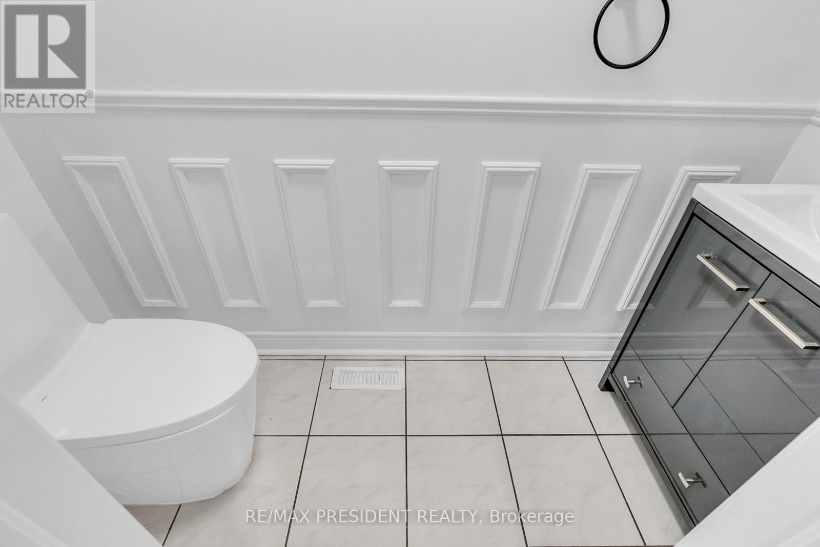 7031 Graydon Court, Mississauga, Ontario  L5N 7H4 - Photo 24 - W12985038