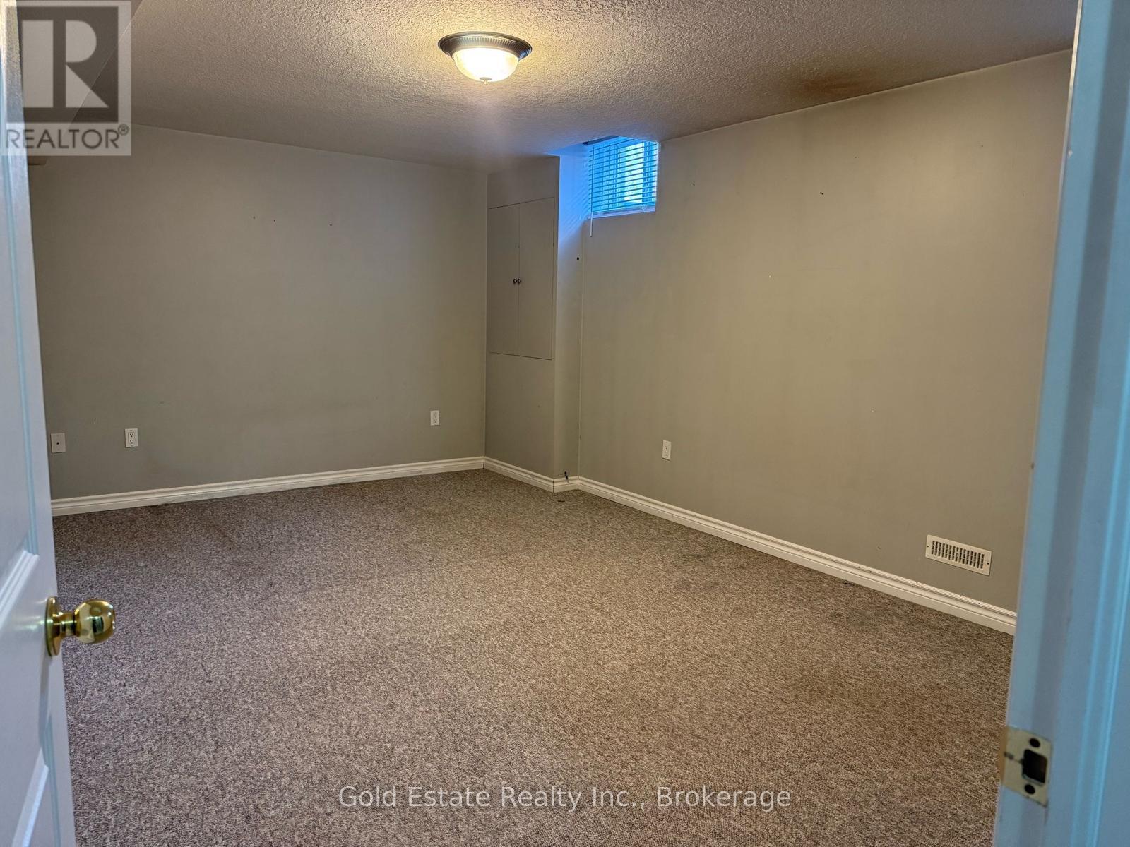 Lower - 1387 Marshall Crescent, Milton, Ontario  L9T 6N4 - Photo 8 - W12985066