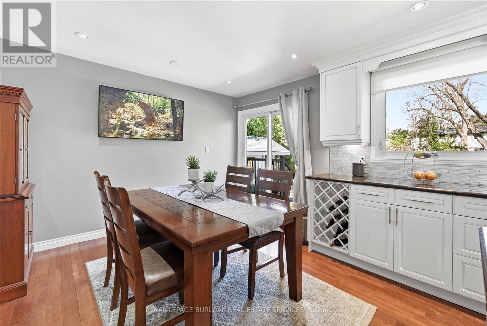 3299 Spruce Avenue, Burlington, Ontario  L7N 1J5 - Photo 17 - W12985096