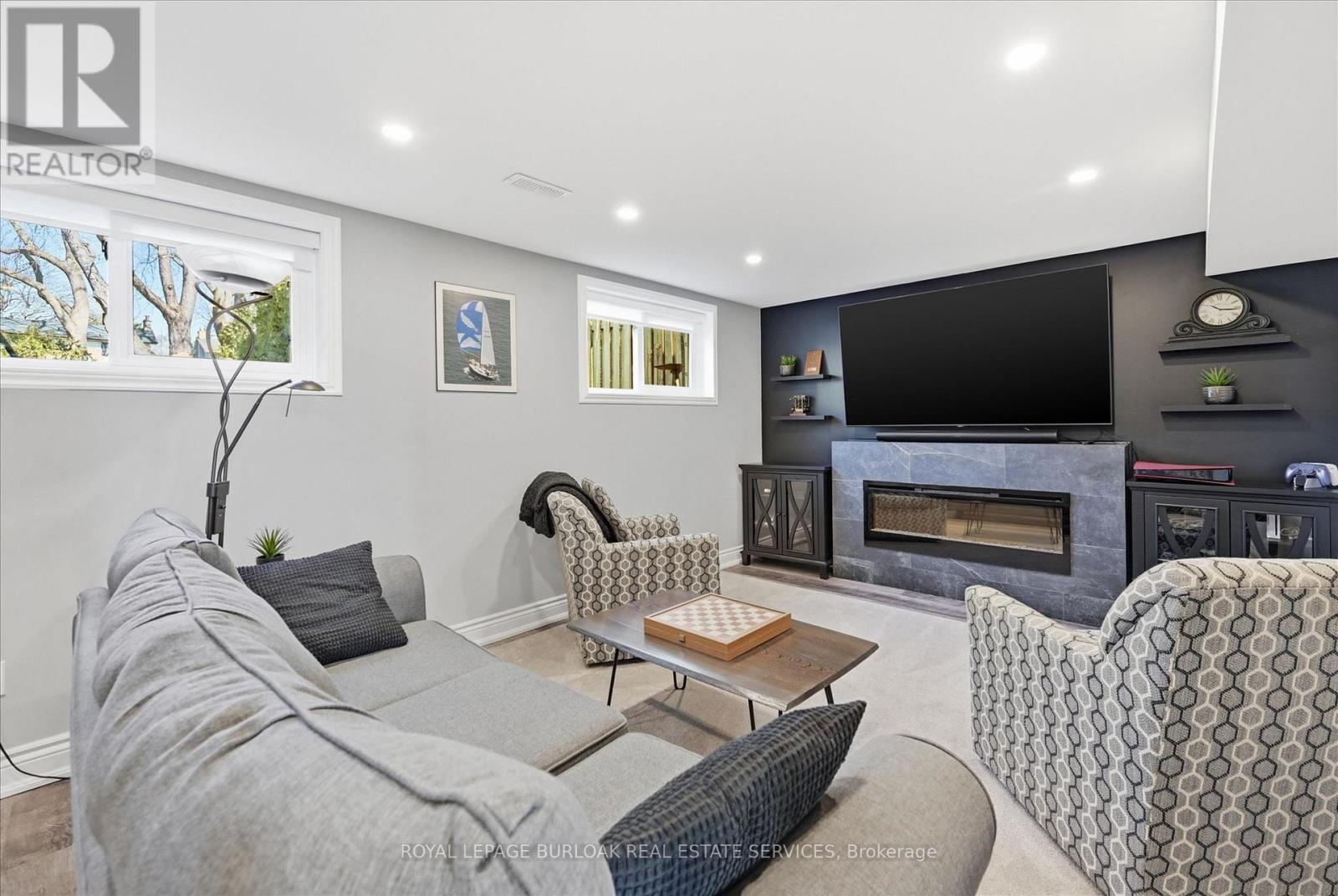 3299 Spruce Avenue, Burlington, Ontario  L7N 1J5 - Photo 28 - W12985096