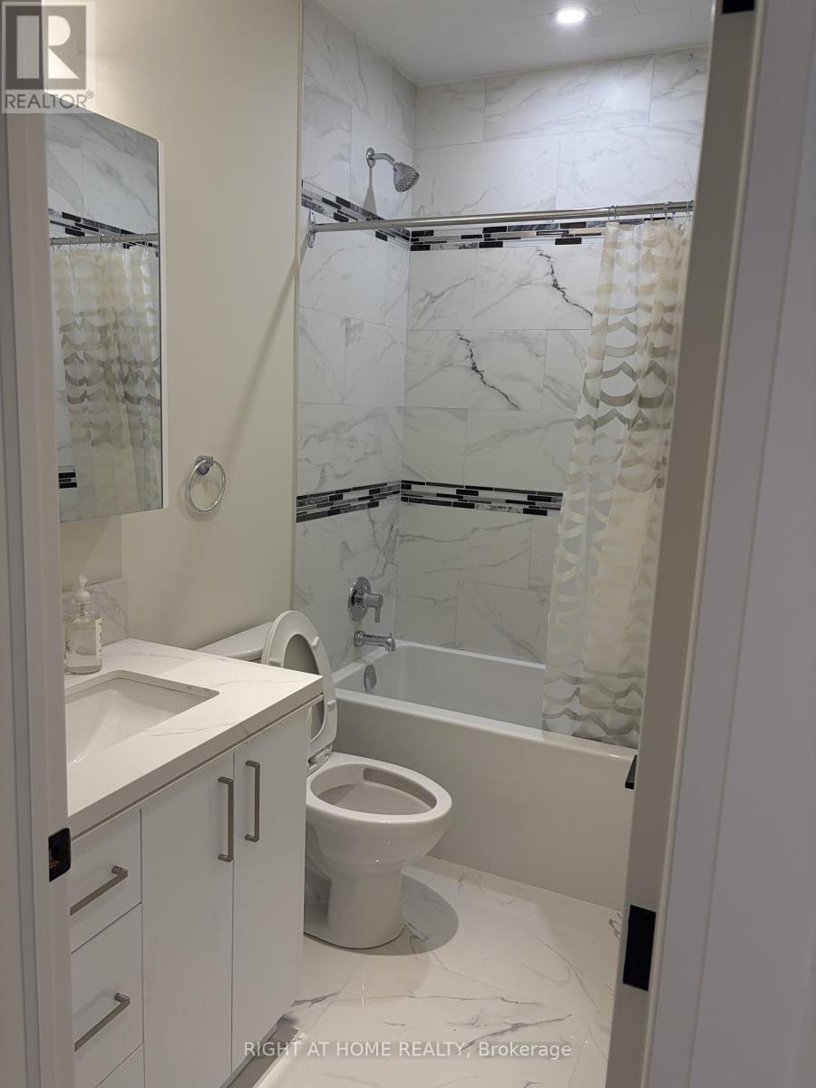 Apt 2 - 225 Mcroberts Avenue, Toronto, Ontario  M6E 4P3 - Photo 9 - W12985136