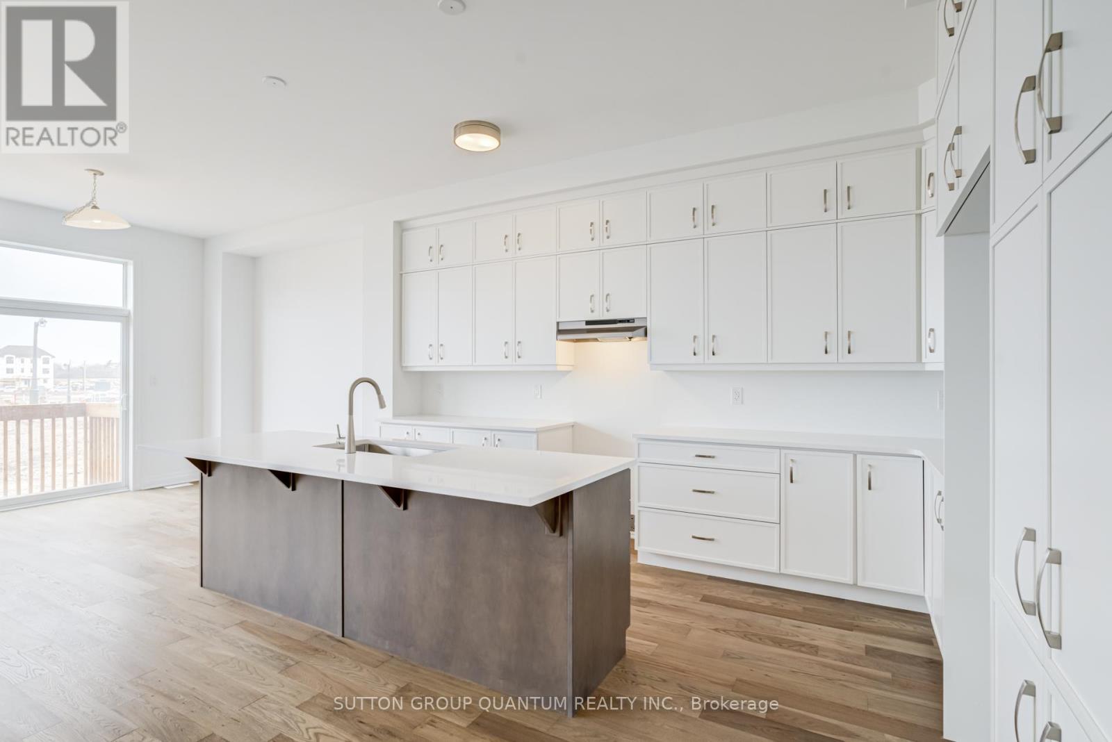 1231 Black Bear Trail, Oakville, Ontario  L6H 8B2 - Photo 19 - W12985156