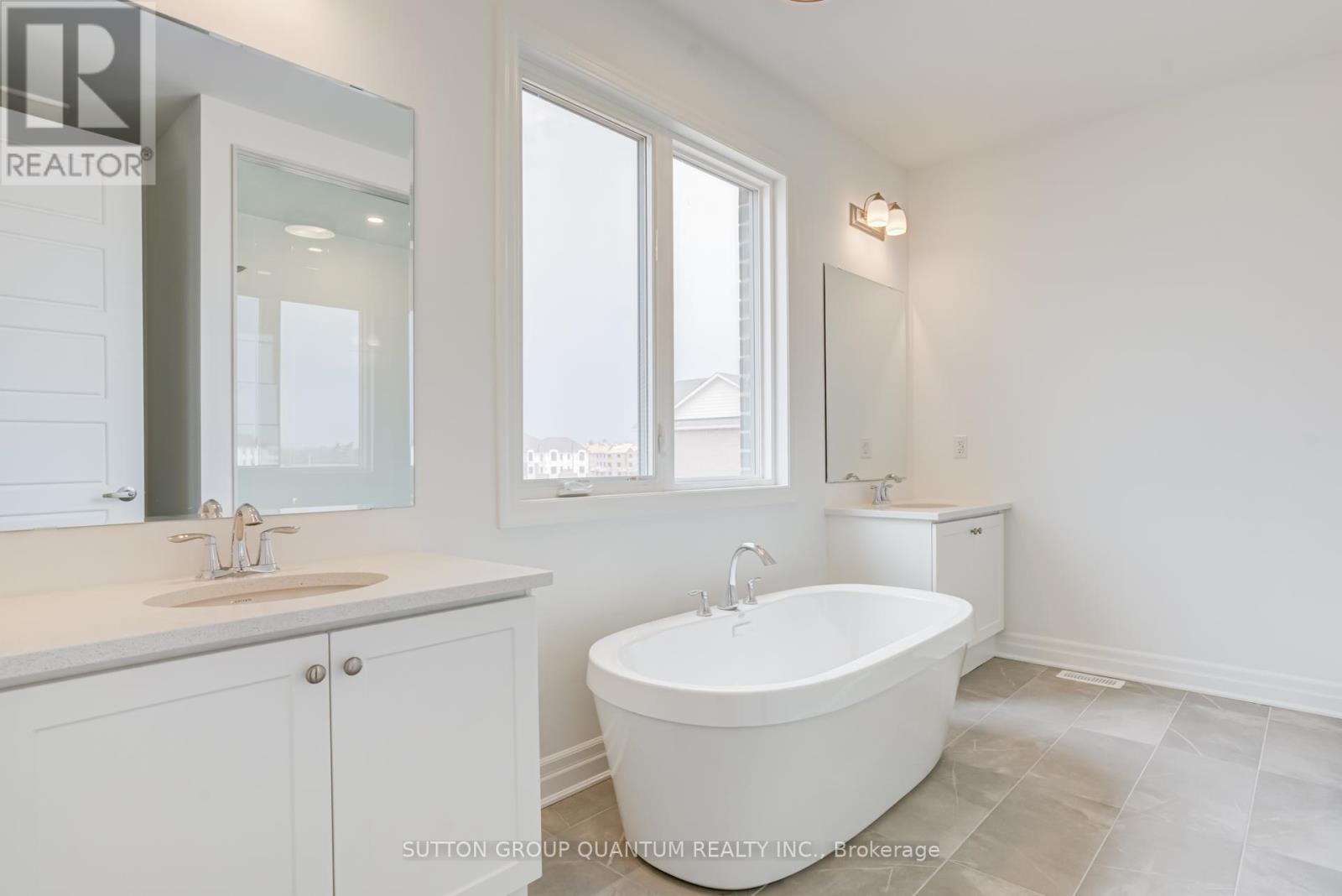 1231 Black Bear Trail, Oakville, Ontario  L6H 8B2 - Photo 29 - W12985156