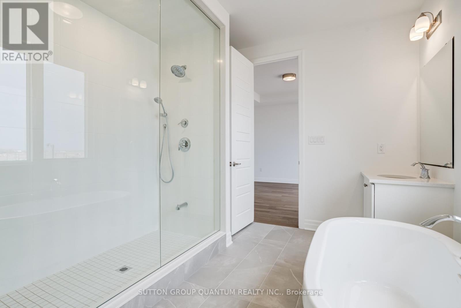 1231 Black Bear Trail, Oakville, Ontario  L6H 8B2 - Photo 30 - W12985156