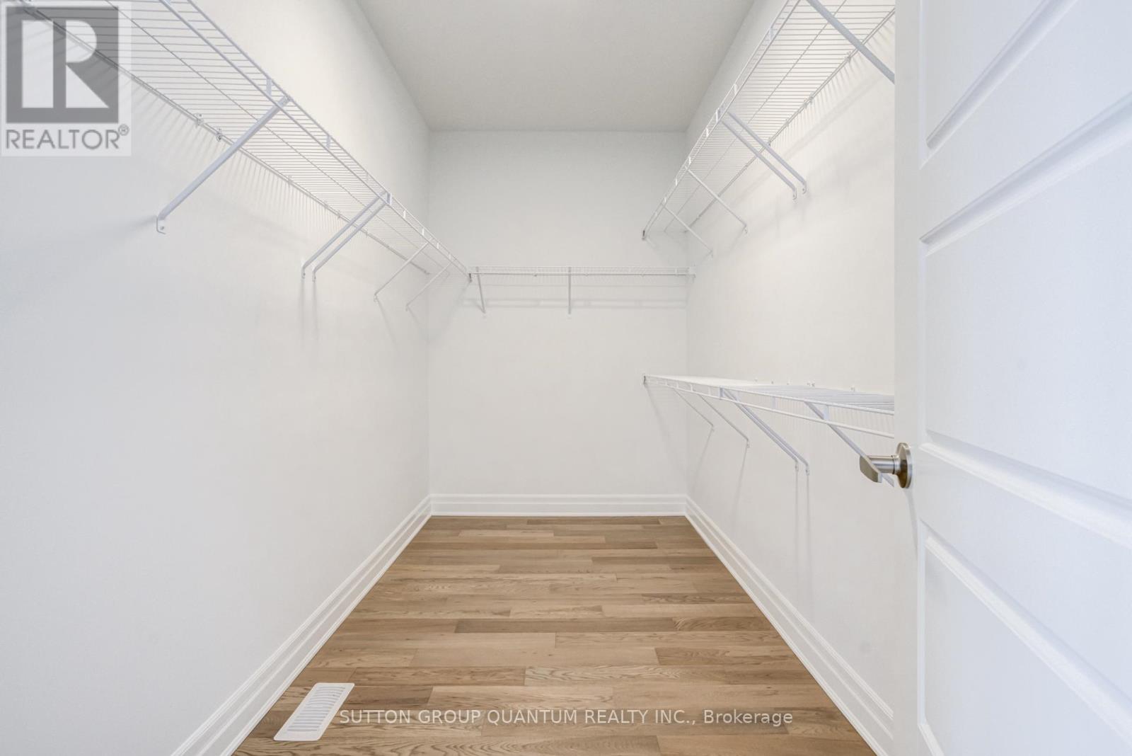 1231 Black Bear Trail, Oakville, Ontario  L6H 8B2 - Photo 31 - W12985156