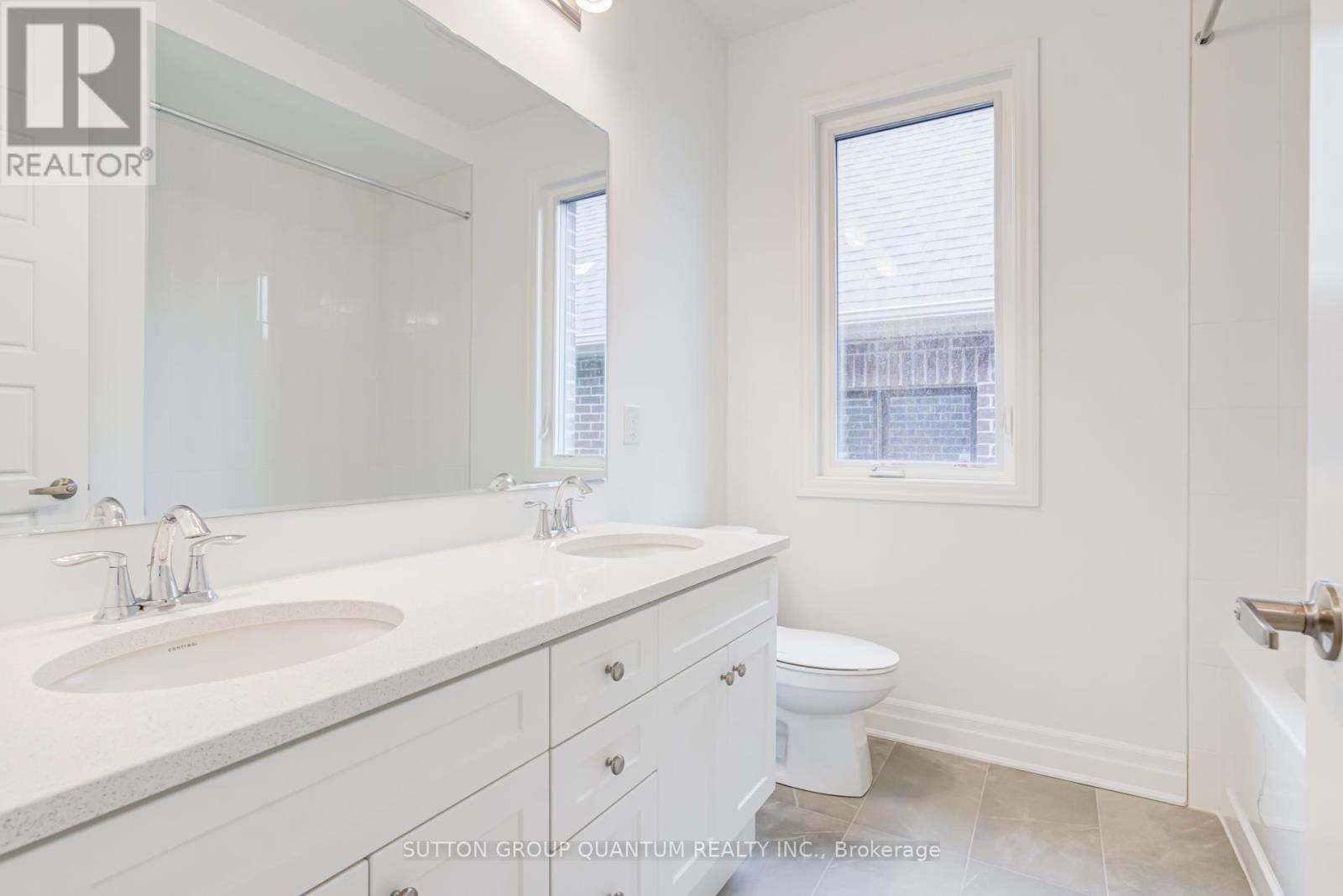 1231 Black Bear Trail, Oakville, Ontario  L6H 8B2 - Photo 37 - W12985156