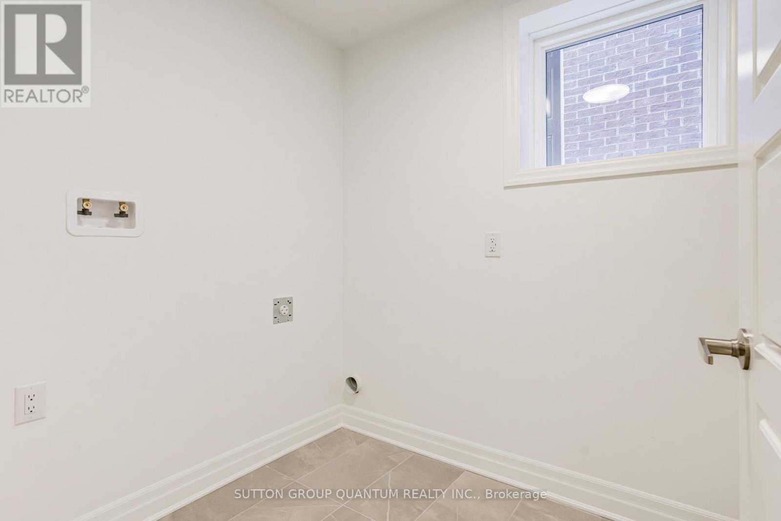 1231 Black Bear Trail, Oakville, Ontario  L6H 8B2 - Photo 41 - W12985156