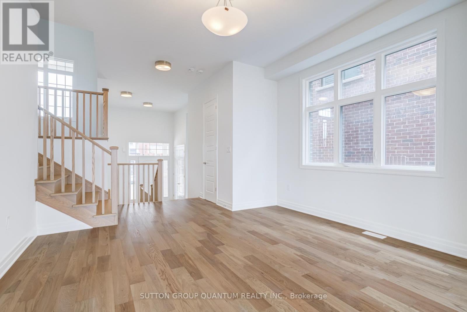 1231 Black Bear Trail, Oakville, Ontario  L6H 8B2 - Photo 8 - W12985156