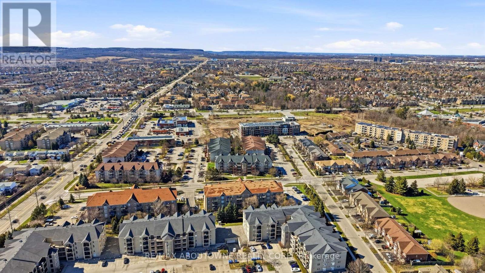 111 - 4015 Kilmer Drive, Burlington, Ontario  L7M 4M4 - Photo 23 - W12985184