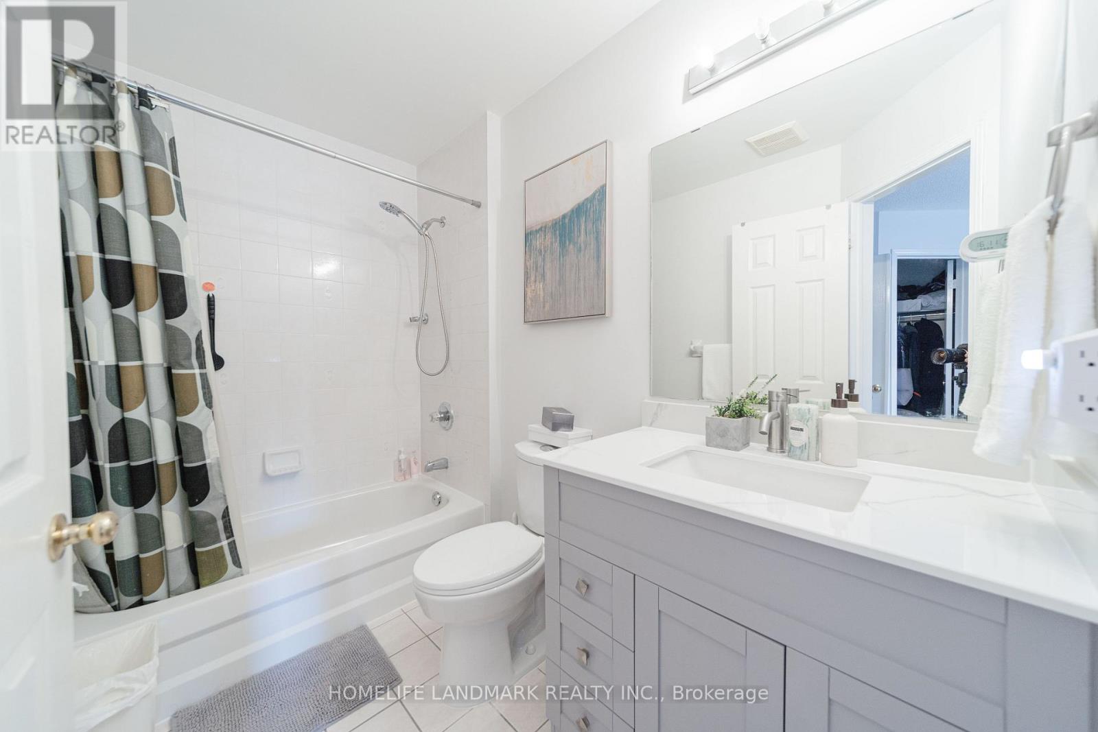 56 - 5420 Fallingbrook Drive, Mississauga, Ontario  L5V 2H6 - Photo 14 - W12985186