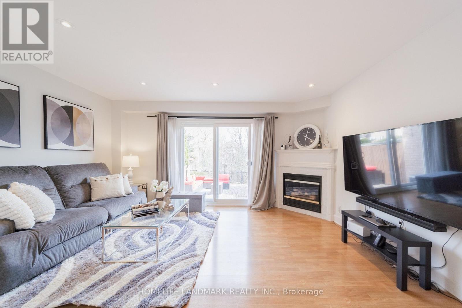 56 - 5420 Fallingbrook Drive, Mississauga, Ontario  L5V 2H6 - Photo 7 - W12985186