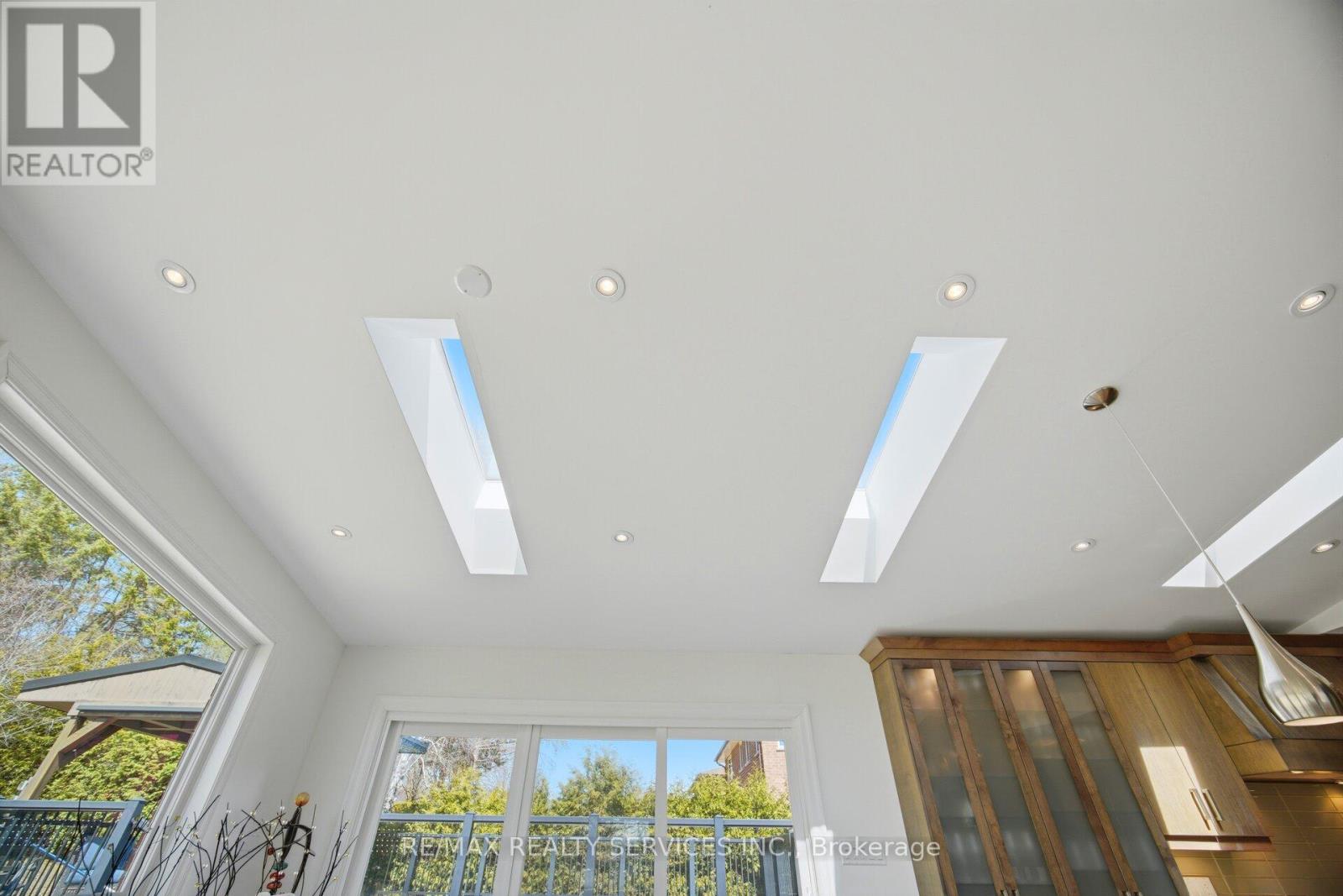 38 Marilyn Street, Caledon, Ontario  L7C 1H5 - Photo 14 - W12985226