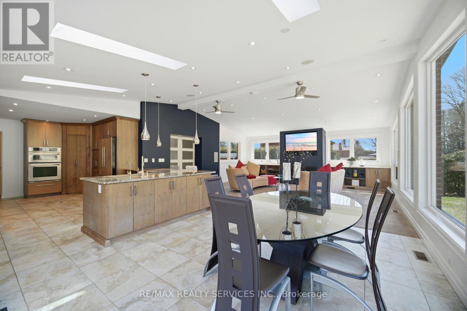 38 Marilyn Street, Caledon, Ontario  L7C 1H5 - Photo 15 - W12985226