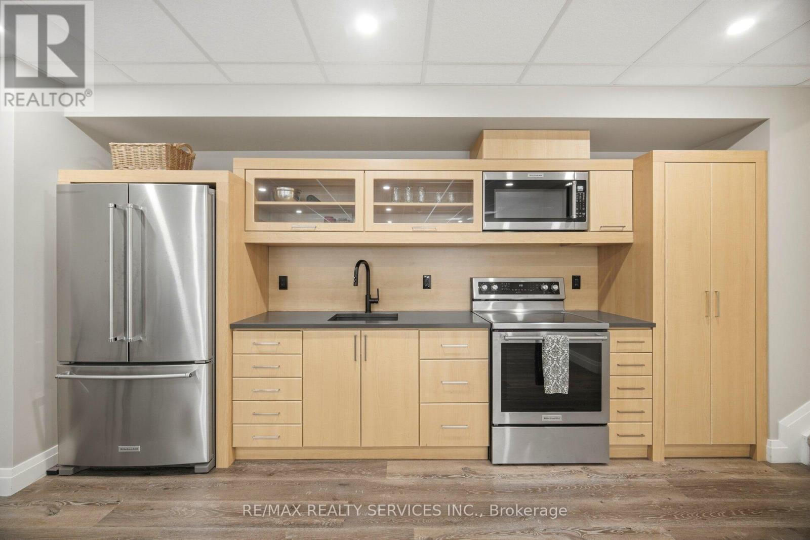 38 Marilyn Street, Caledon, Ontario  L7C 1H5 - Photo 40 - W12985226