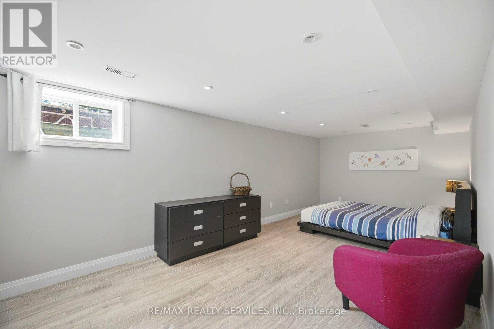 38 Marilyn Street, Caledon, Ontario  L7C 1H5 - Photo 41 - W12985226