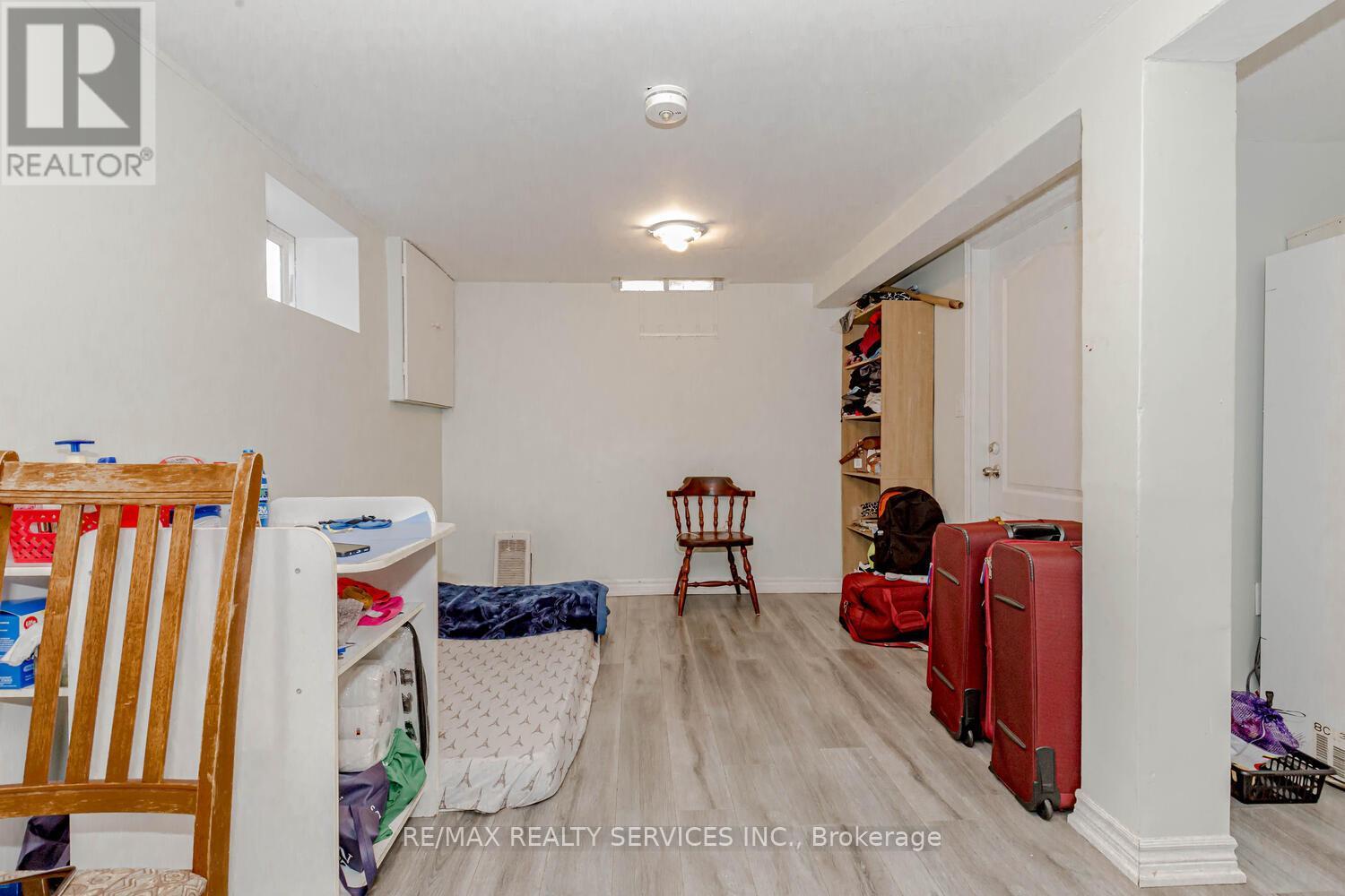 13 Greenbush Court, Brampton, Ontario  L6S 2K2 - Photo 40 - W12985234