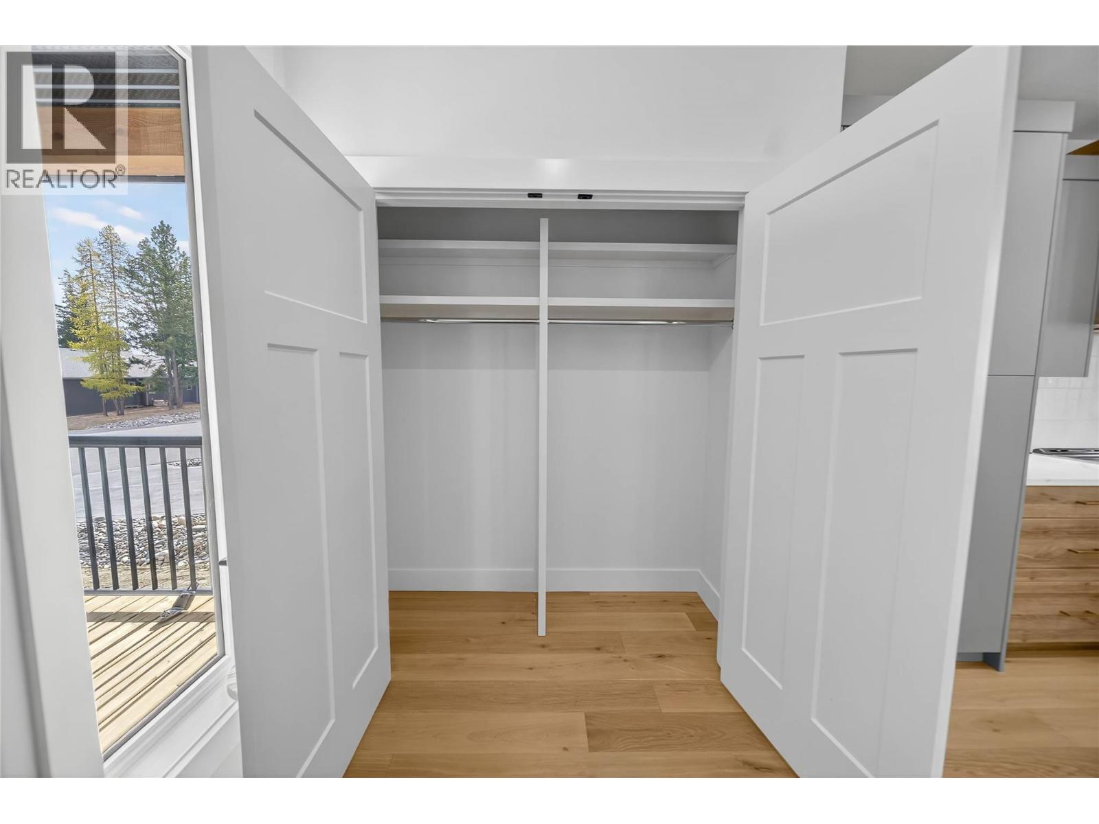 153 The Whins, Cranbrook, British Columbia  V1C 0B4 - Photo 4 - 10365337