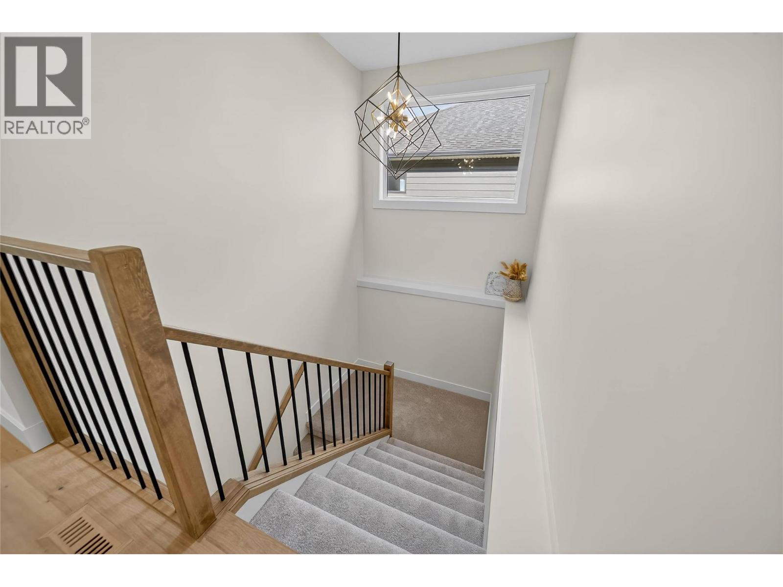 153 The Whins, Cranbrook, British Columbia  V1C 0B4 - Photo 47 - 10365337