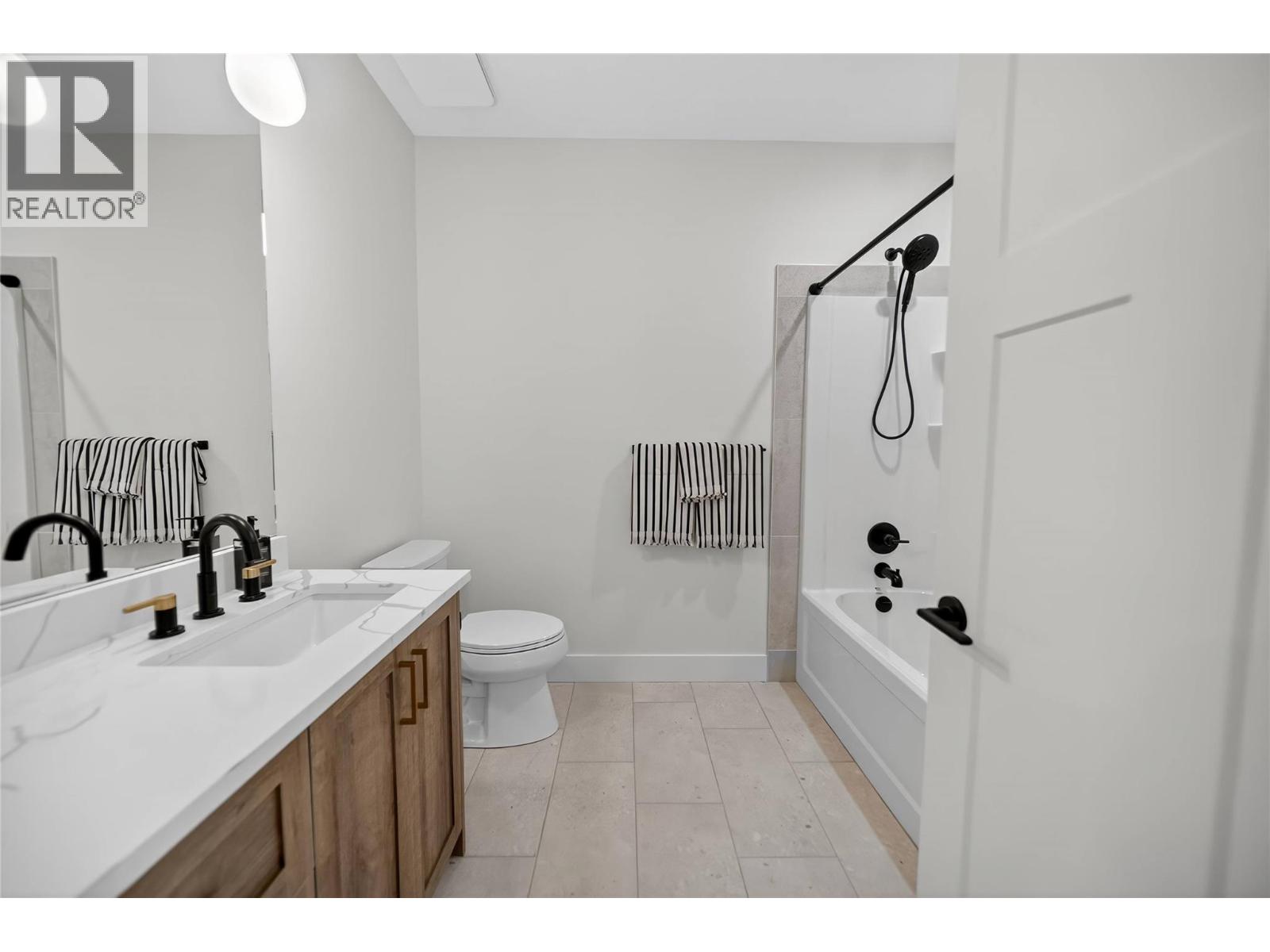 153 The Whins, Cranbrook, British Columbia  V1C 0B4 - Photo 65 - 10365337