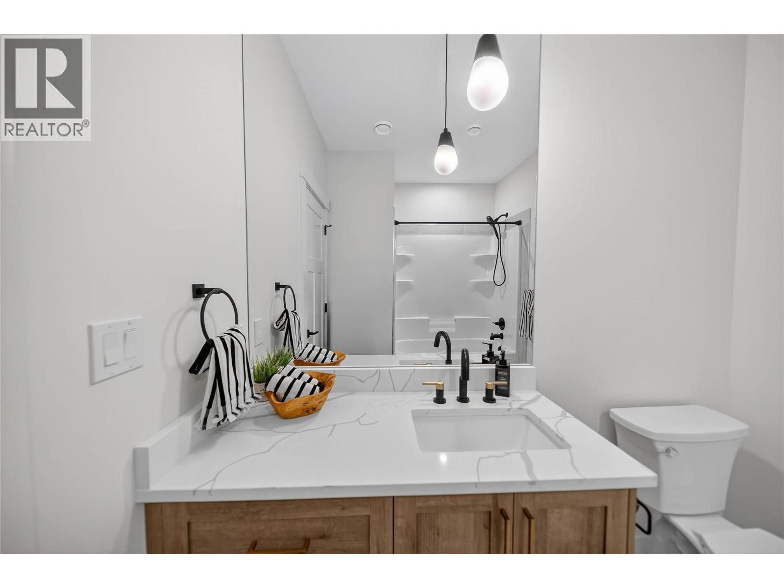 153 The Whins, Cranbrook, British Columbia  V1C 0B4 - Photo 68 - 10365337