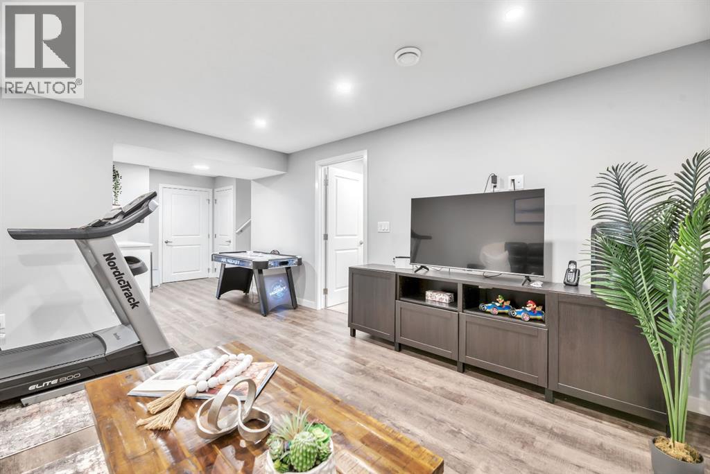 63 Walgrove Way SE, Calgary, Alberta  T2X 4A3 - Photo 34 - A2298604