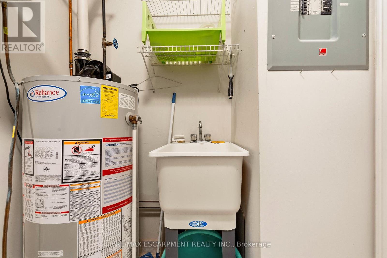 203 - 8 Main Street, Hamilton, Ontario  L9H 1B8 - Photo 32 - X12984938