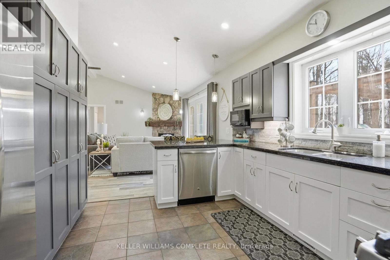 4732 Haldimand Road 20, Haldimand, Ontario  N1A 2W3 - Photo 10 - X12984988