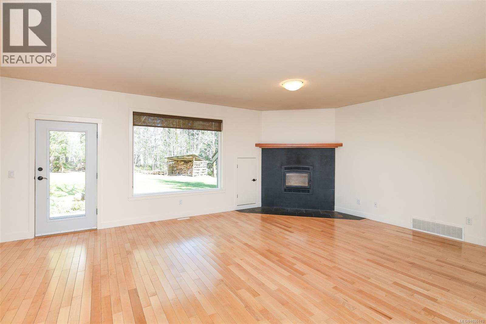 176 Webb Rd, Courtenay, British Columbia  V9N 9L9 - Photo 6 - 1030113