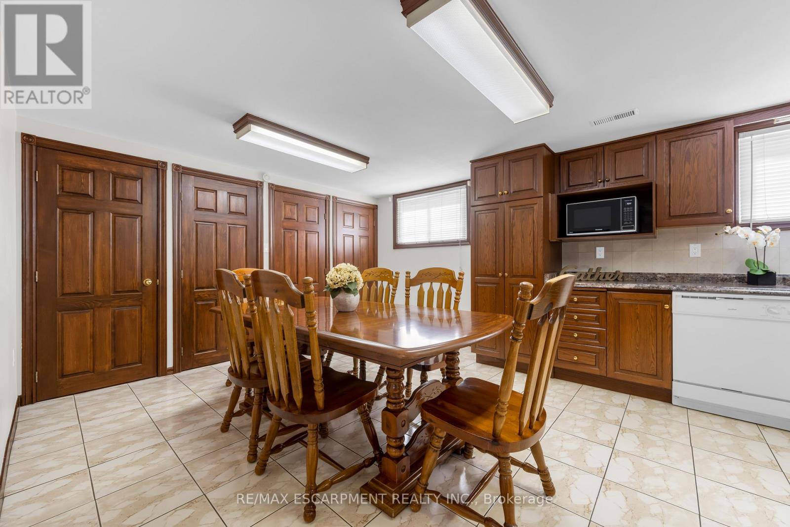 11 Forest Hill Crescent, Hamilton (Red Hill), Ontario  L8K 5V2 - Photo 34 - X12985006