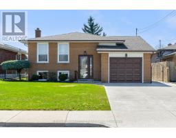 11 FOREST HILL CRESCENT, Hamilton, Ontario