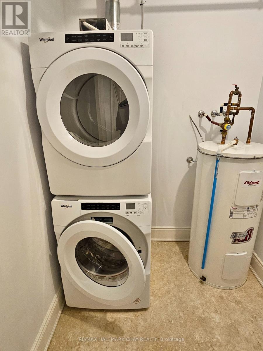 402 - 11b Salt Dock Road, Parry Sound, Ontario  P2A 3B6 - Photo 23 - X12985216