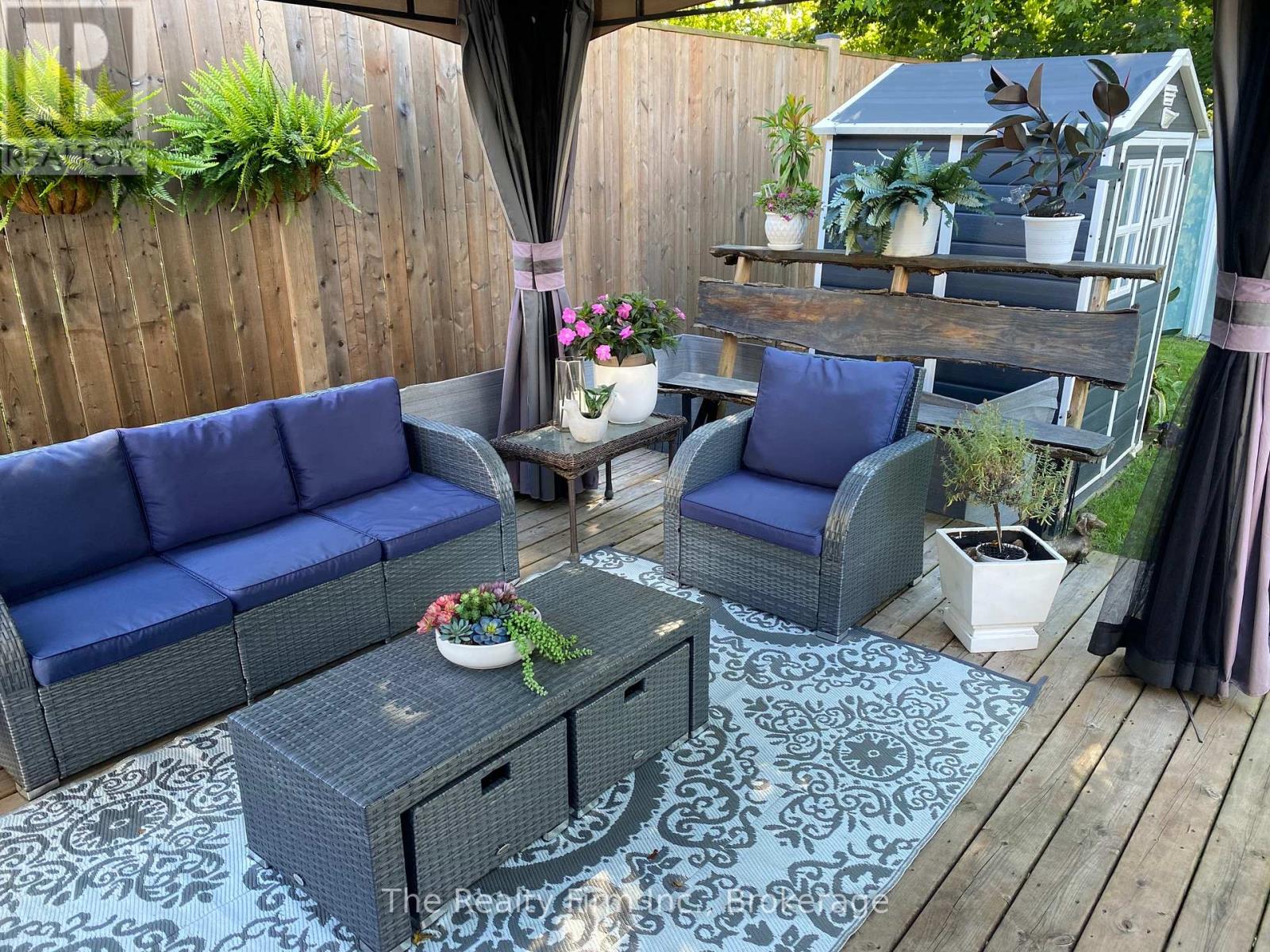 134 Well Street, Stratford, Ontario  N5A 4M1 - Photo 31 - X12980804