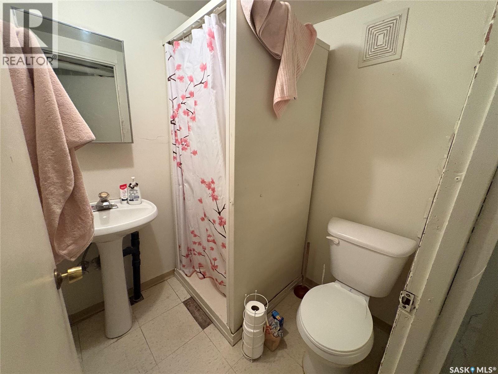 1750 Ottawa Street, Regina, Saskatchewan  S4P 1P2 - Photo 10 - SK032628