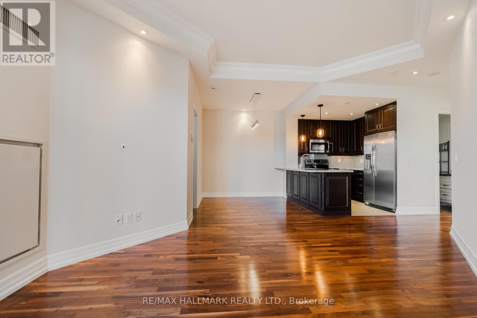 407 - 20 Burkebrook Place, Toronto, Ontario  M4G 0A1 - Photo 6 - C12982292