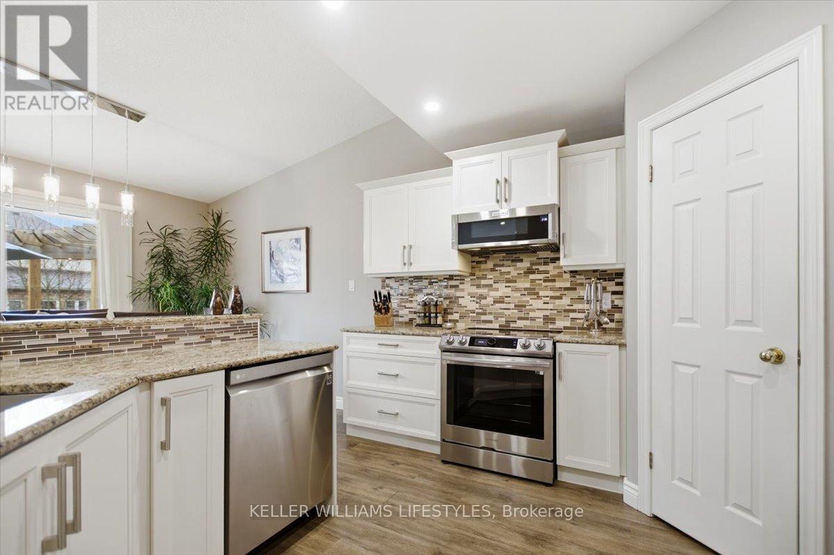 779 North Leaksdale Circle, London South, Ontario  N6M 1L9 - Photo 16 - X12974944