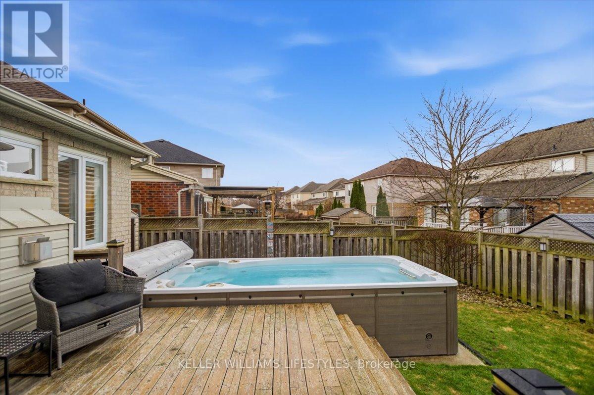 779 North Leaksdale Circle, London South, Ontario  N6M 1L9 - Photo 45 - X12974944