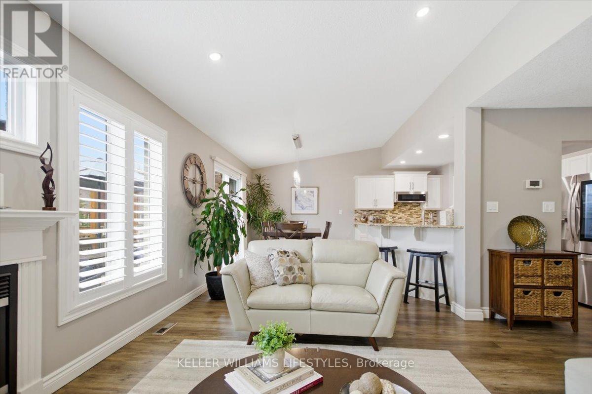 779 North Leaksdale Circle, London South, Ontario  N6M 1L9 - Photo 9 - X12974944