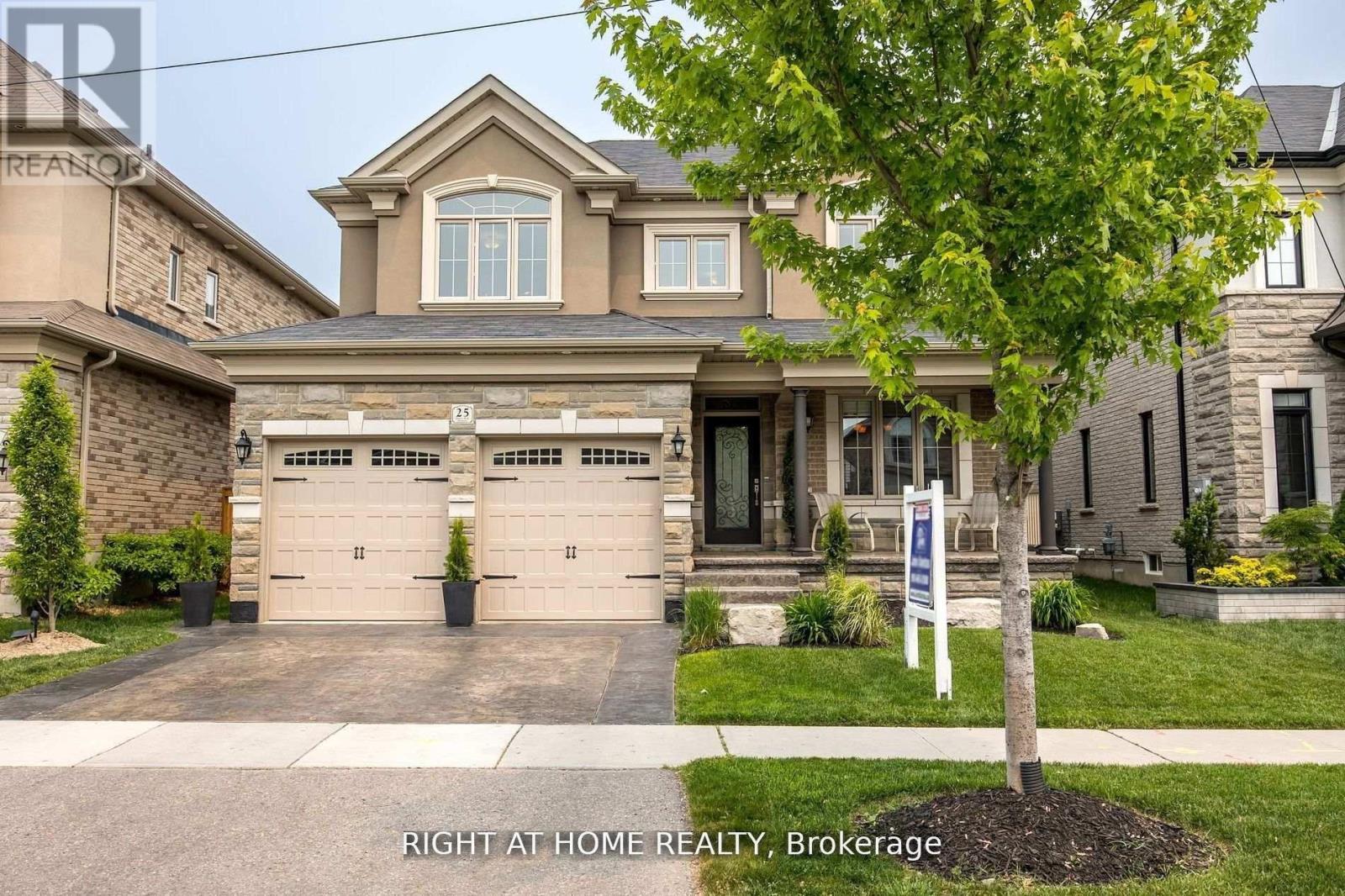 25 Charterhouse Drive N, Whitby, Ontario  L1R 3R8 - Photo 2 - E12973146