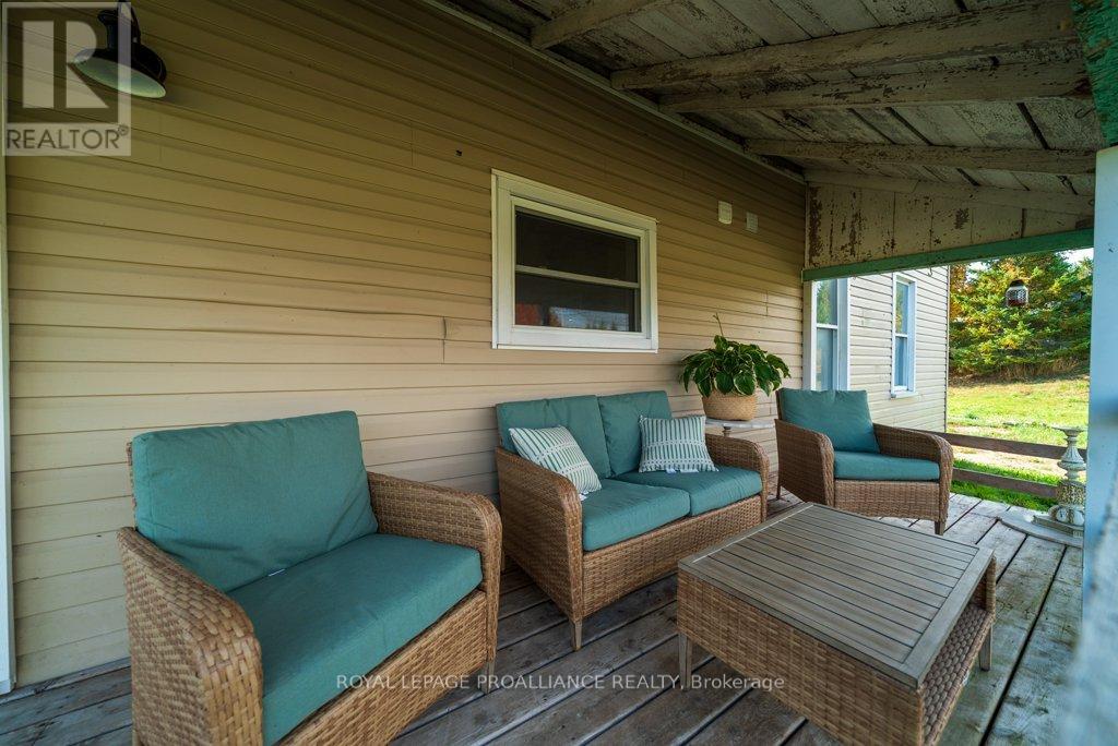 5948 Ardoch Road, North Frontenac, Ontario  K0H 1C0 - Photo 4 - X12985244