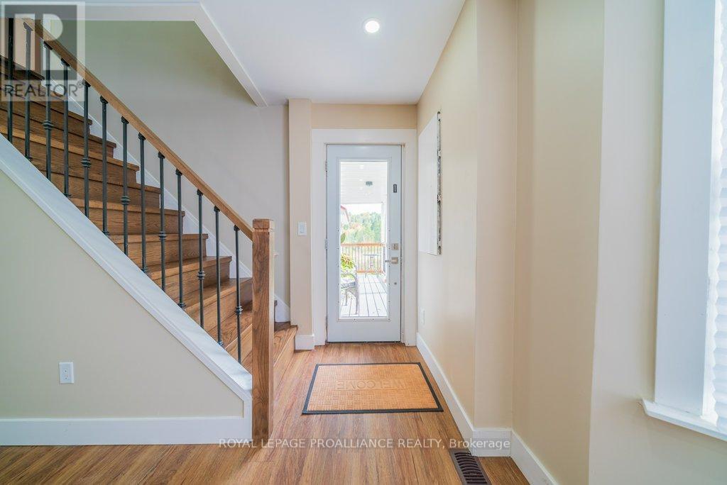 5948 Ardoch Road, North Frontenac, Ontario  K0H 1C0 - Photo 9 - X12985244