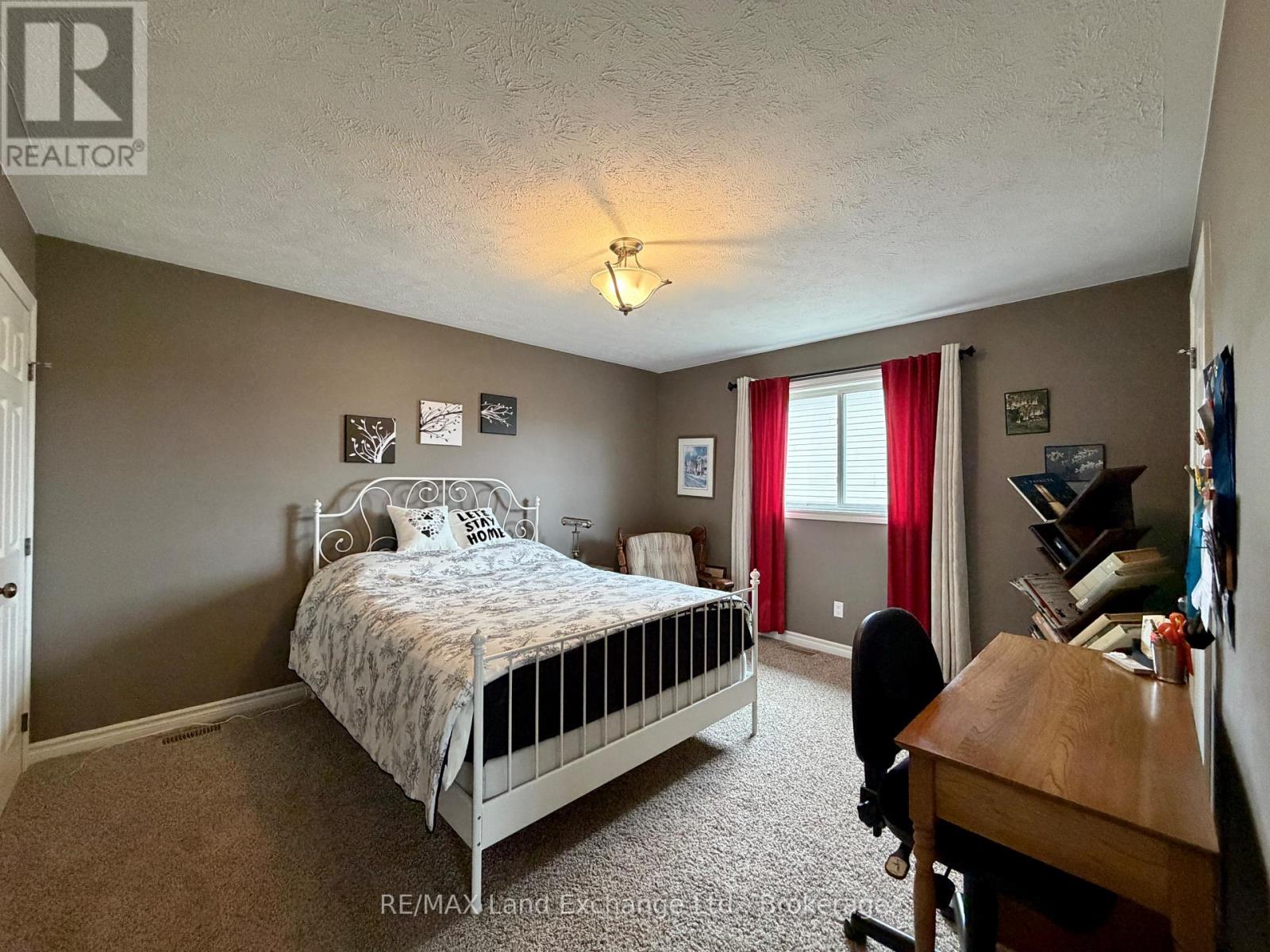 161 Stickel Street, Saugeen Shores, Ontario  N0H 2C1 - Photo 12 - X12985334