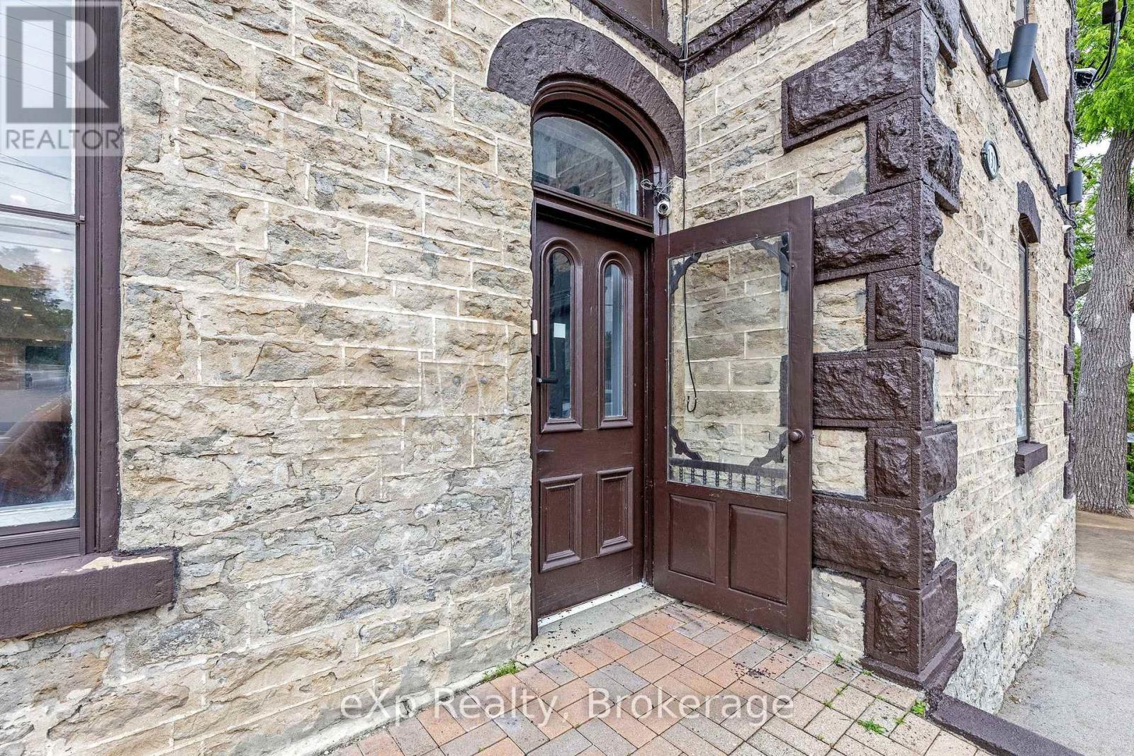 B-132 Main Street S, Guelph/eramosa, Ontario  N0B 2K0 - Photo 2 - X12985366