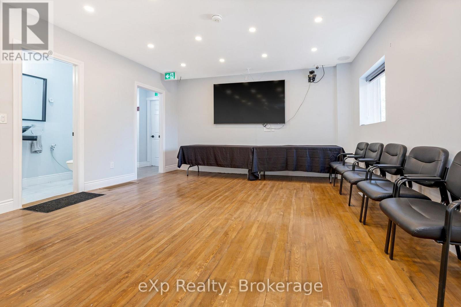 B-132 Main Street S, Guelph/eramosa, Ontario  N0B 2K0 - Photo 6 - X12985366