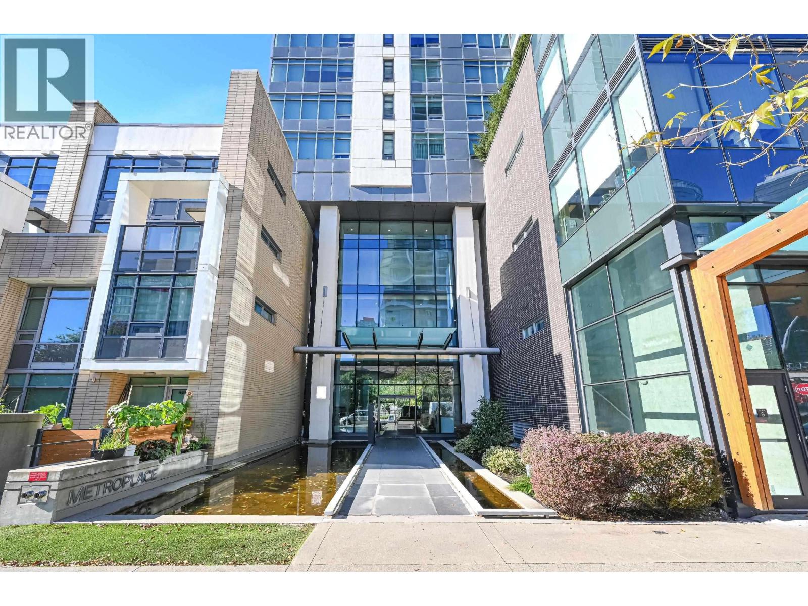 401 6461 TELFORD AVENUE, Burnaby, British Columbia