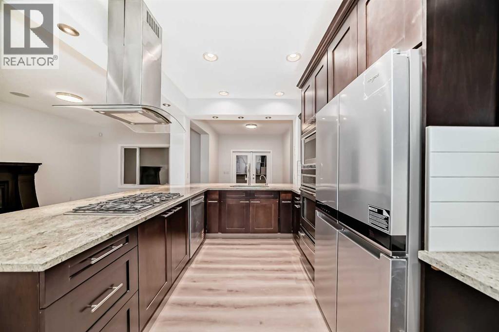 158 Valleyview Court Se, Calgary, Alberta  T2B 0K6 - Photo 5 - A2289340