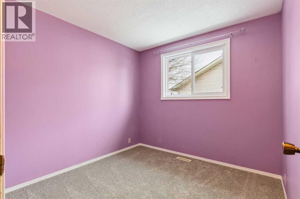 91 Fonda Green Se, Calgary, Alberta  T2A 5S4 - Photo 12 - A2291106